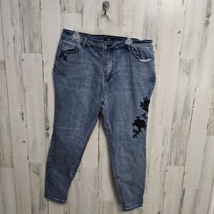 Forever 21 + Blue Embroidered Denim Women's Jeans Plus Size 18